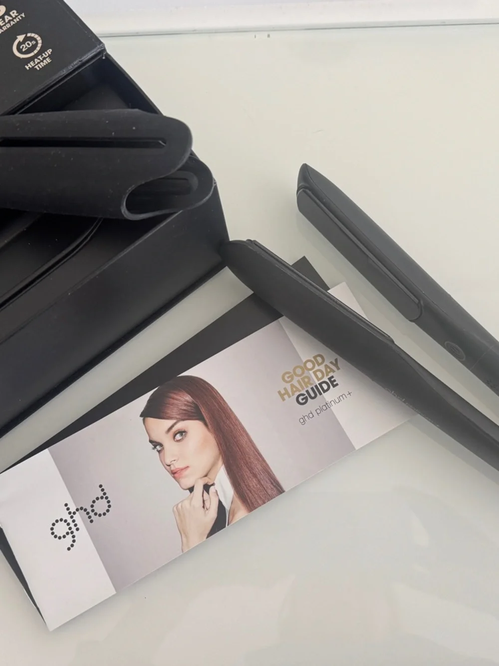 ghd platinum+ Black Styling Iron - Picture 4 of 5